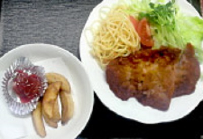 浜乃木ドライビングスクールの食事