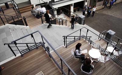 アイルモータースクール門司の休憩所