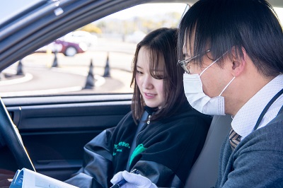 関西自動車学院の教習風景