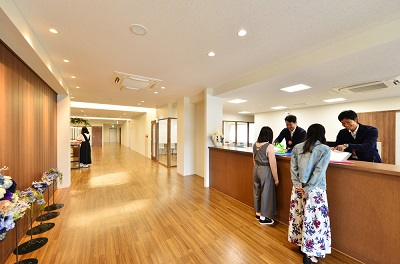 新倉敷自動車学校の受付