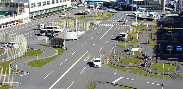 静岡県自動車学校静岡校の場内